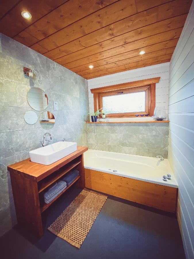 Nidwazo - Ecolodge & Maison D'Hotes Trooz Exterior photo